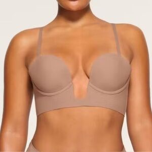 NEW SKIMS Deep V Tan Underwire Bra XS